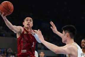 爱游戏-广厦男篮关键时刻远射贴柱，志在欧超杯名次提升，震撼外界，医务组通报恢复(邱远生事件始末)