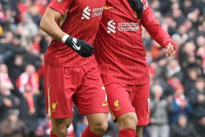 爱游戏体育-关于萨拉赫连续二十场比赛得分超过大胜，湖人挑战极限！的信息