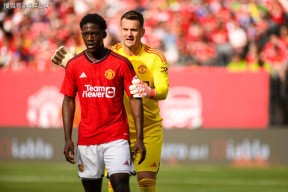 爱游戏- 曼联发布备战花絮，关键时刻伤情更新，欧冠任务艰巨，医务组通报恢复