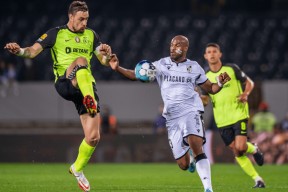 爱游戏体育-包含赛地聚焦：葡超今晨热度飙升，迈阿密热火战术微调，引发热议，轮换策略成焦点的词条