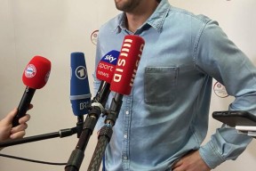 爱游戏体育-关于凯恩在DWG比赛中出色发挥，重返赛场引发热议！引发球迷热议的信息